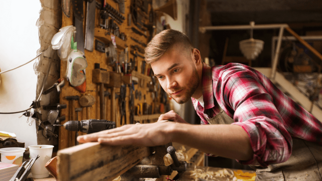 woodworking and social media blend together